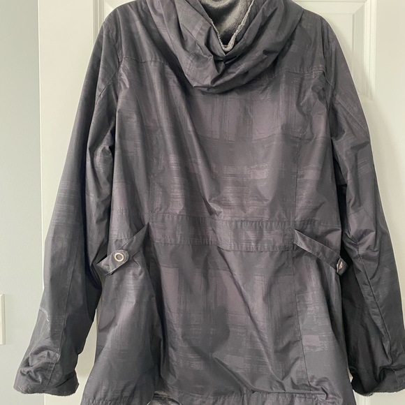 Free Country Woman’s Coat with Faux fur lining Size 1X Dark Gray - Picture 3 of 10